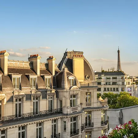 Warwick Champs-elysees 4*