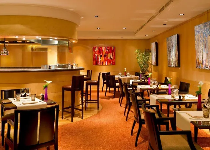 Hotel Warwick Champs-elysées 4*