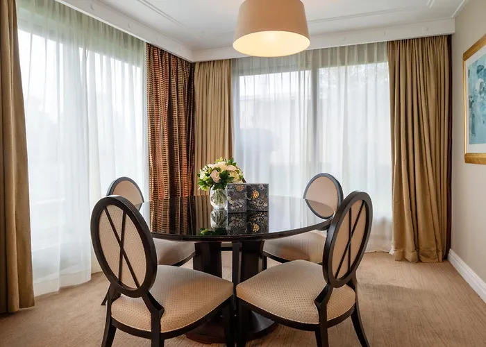 Warwick Champs-elysées Parigi