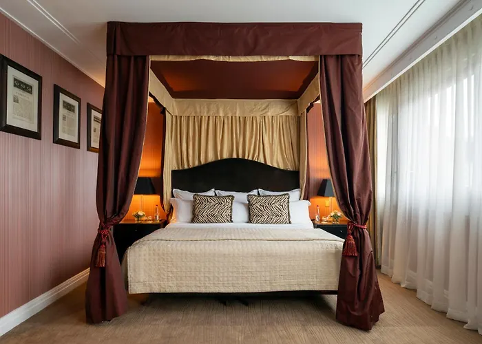 Hotel Warwick Champs-elysées