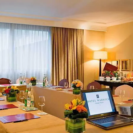 Warwick Champs-elysees