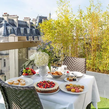 Warwick Champs-elysees 4*