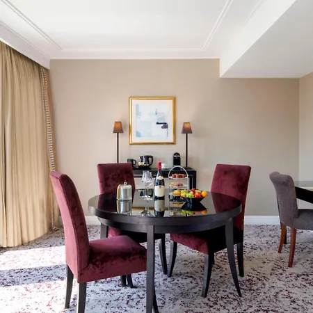 Hotell Warwick Champs-elysees Paris