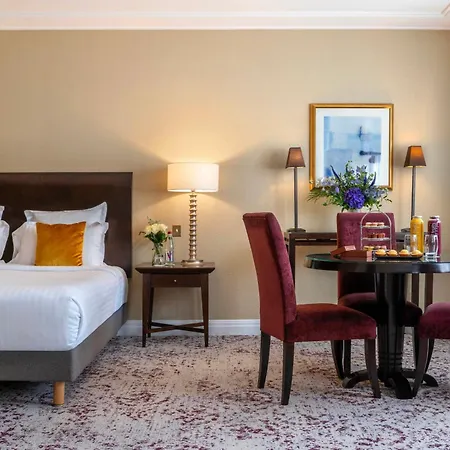 Hotel Warwick Champs-elysees