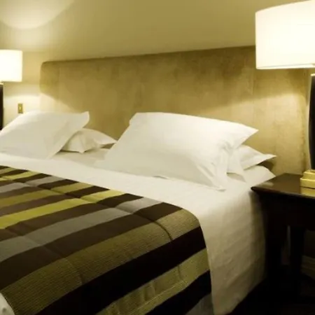 Warwick Champs-elysees 4* Parijs