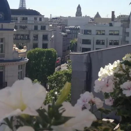 Warwick Champs-elysees 4*