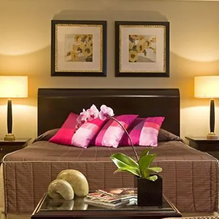 Hotel Warwick Champs-elysees 4*