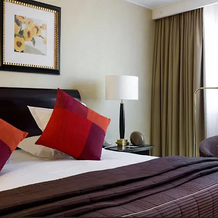 Warwick Champs-elysees