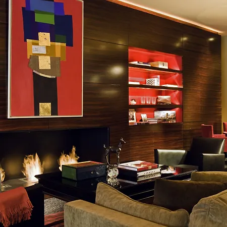 Warwick Champs-elysees Szálloda