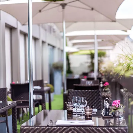 Warwick Champs-elysees Paris