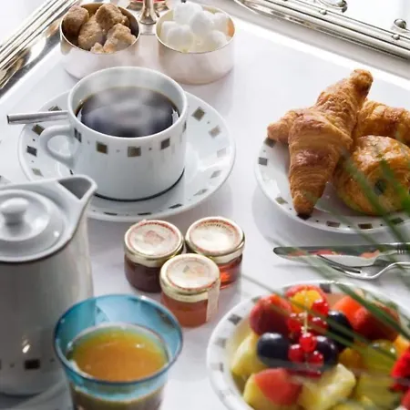 Warwick Champs-elysees Paris