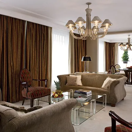 Warwick Champs-elysees 4* Párizs