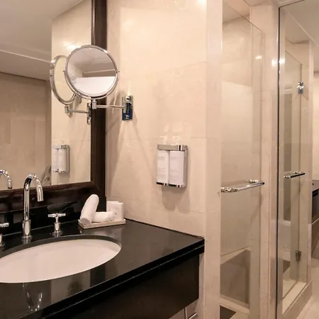Hotel Warwick Champs-elysees Paris