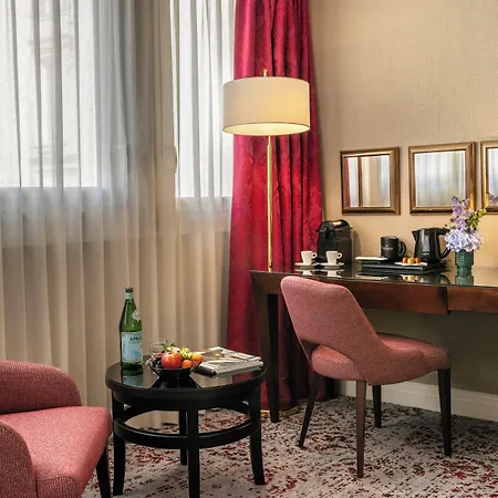 Warwick Champs-elysees Hotel