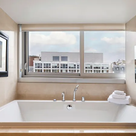 Warwick Champs-elysees Hotel