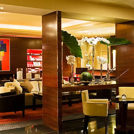 Hotel Warwick Champs-elysees 4*