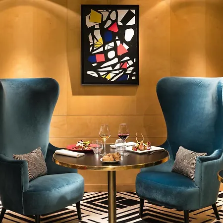 Hotel Warwick Champs-elysees