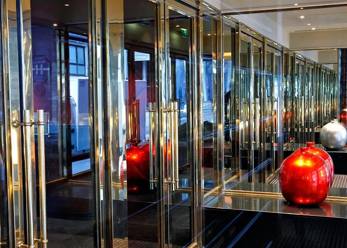 Warwick Champs-elysees Otel