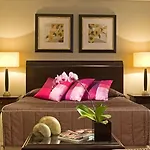 Hotel Warwick Champs-elysees 4*