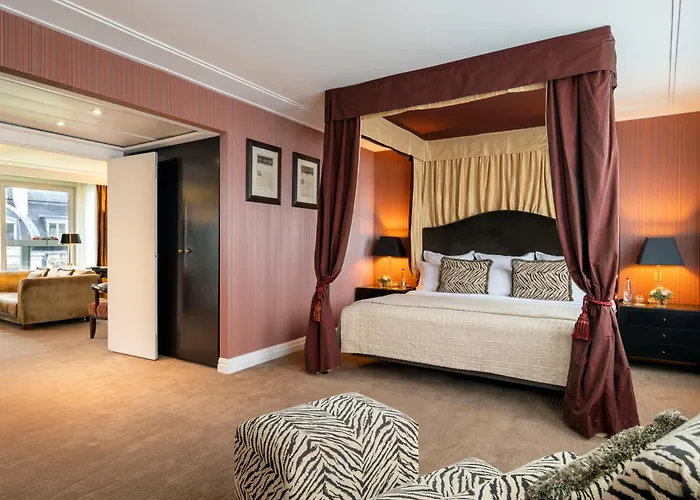 Warwick Champs-elysees باريس